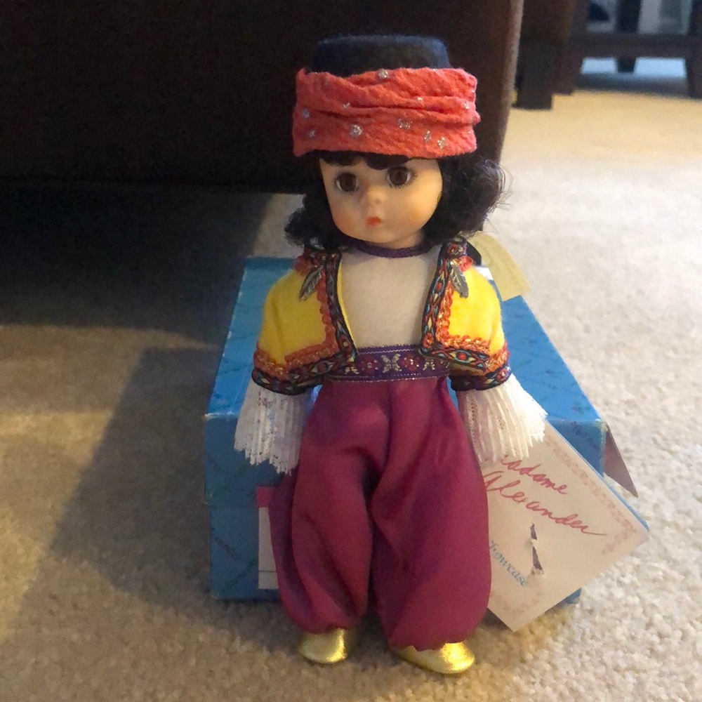 Beautiful Vintage Madame Alexander Anatolia Doll